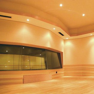 スタジオの吸音壁